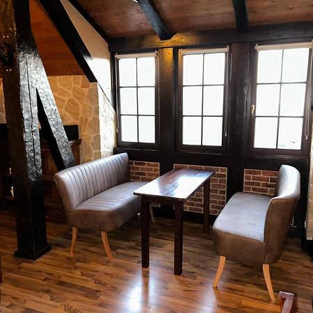 Fewo Gerichtsstube Im Rittergut Leppersdorf Bei Radeberg Fuer 6 Pers Wachau Εξωτερικό φωτογραφία